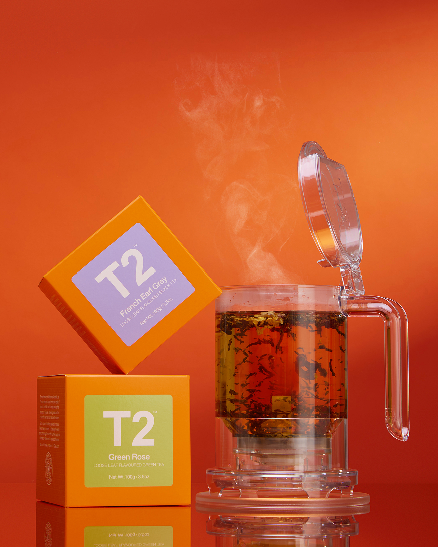 T2 Teamaker brewing Grench Earl Grey and Green Rose