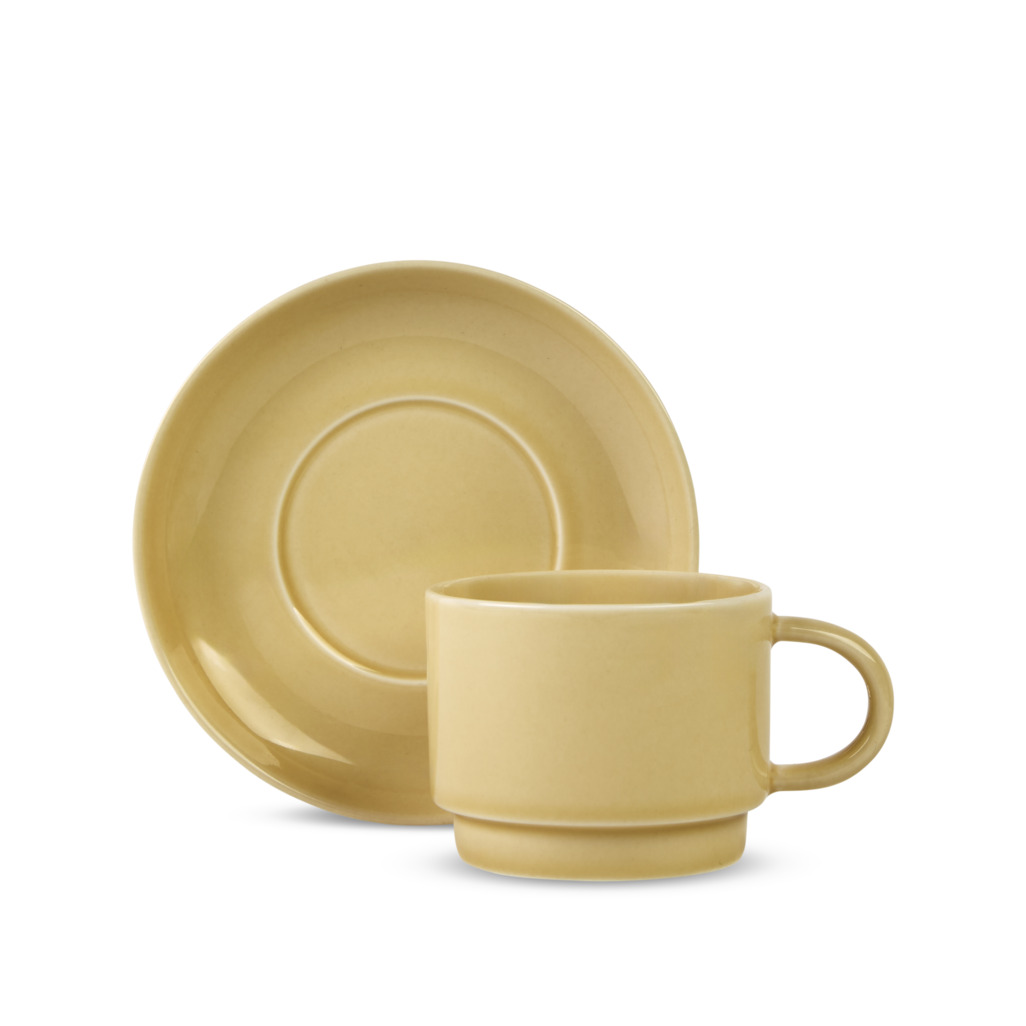 Billy Cup & Saucer Biscuit image number 0