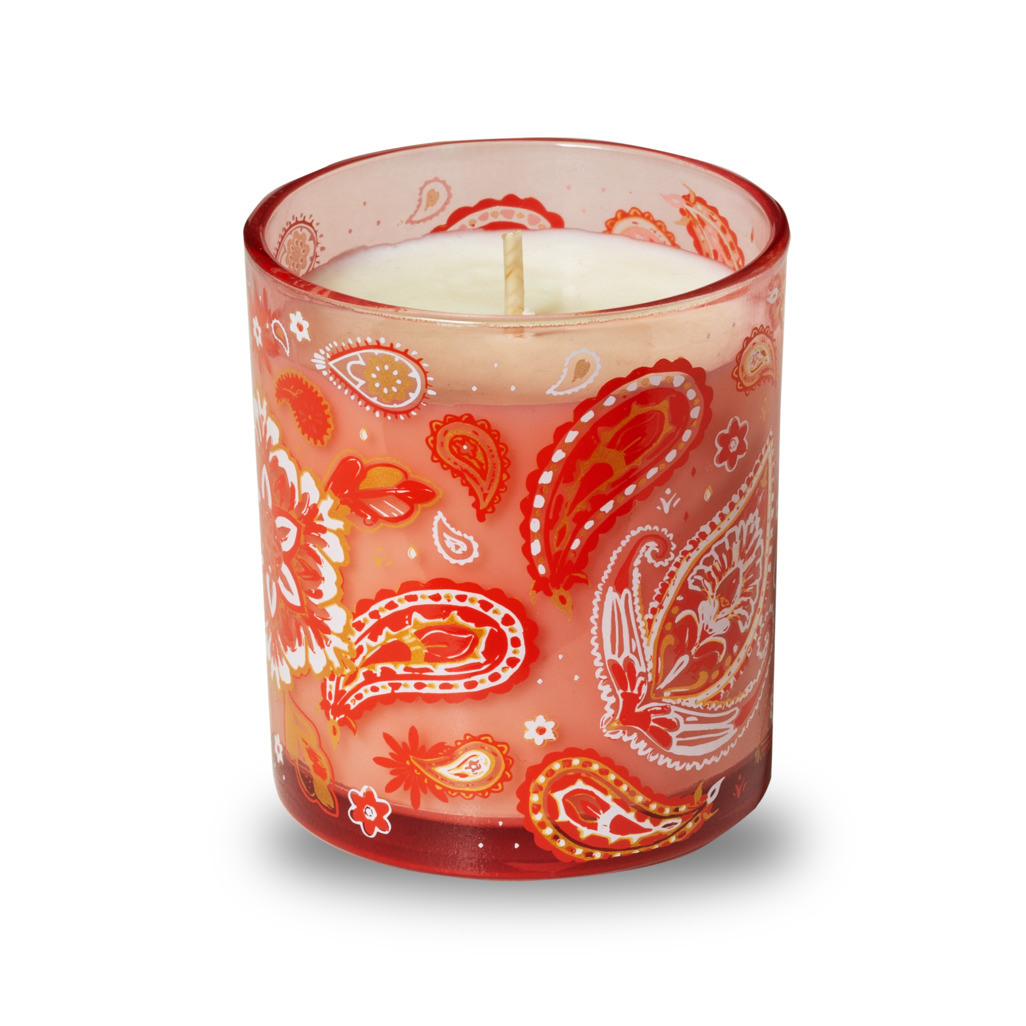 Cherished Classics Christmas Breakfast Tea Inspired Candle image number 0