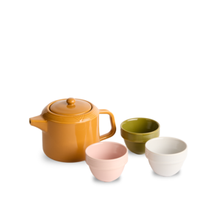 Teapot For Three