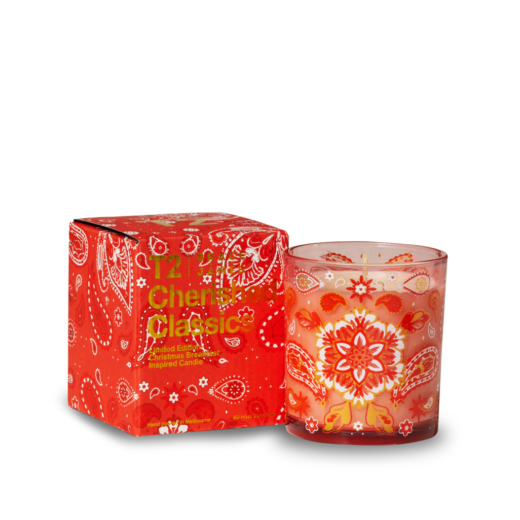 Cherished Classics Christmas Breakfast Tea Inspired Candle image number 1