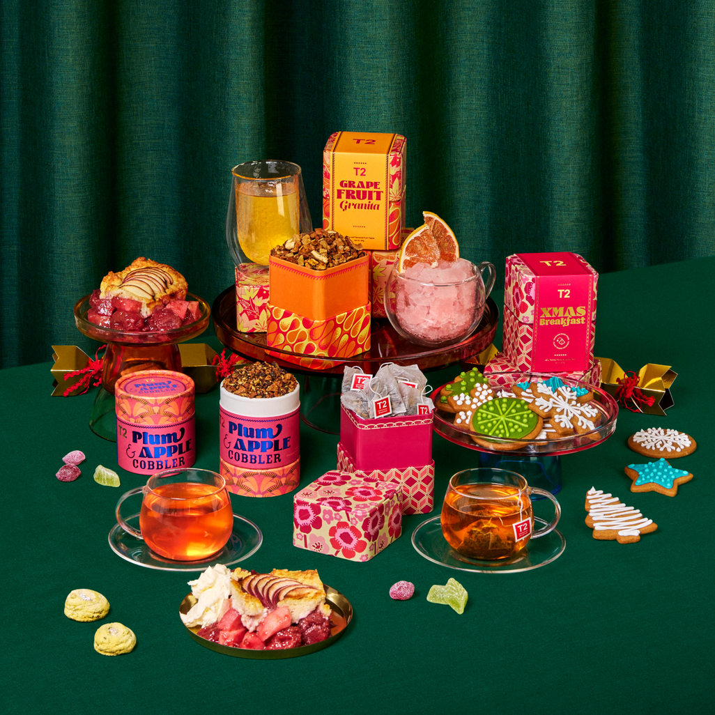 Christmas Breakfast Tea Bag Tin 25 pack image number 8