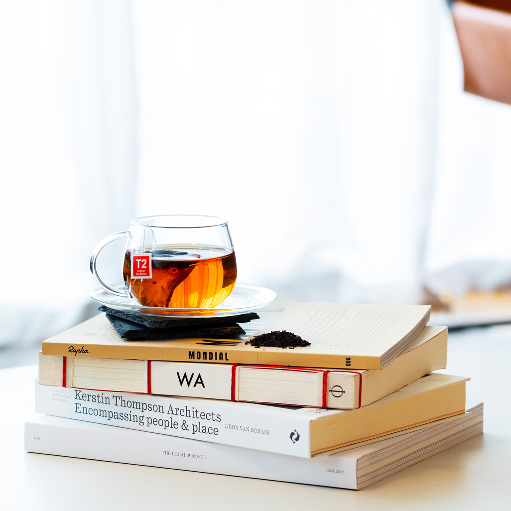 English Breakfast Tea Bag Icon Tin 25 pack image number 2