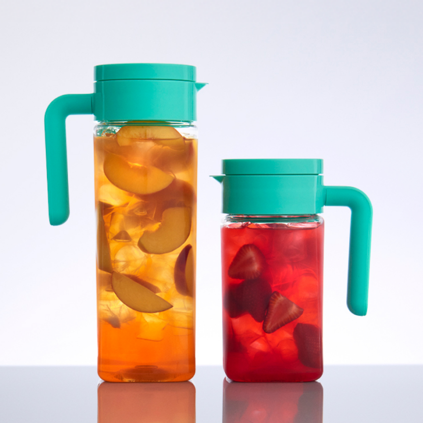 Iced tea in a Jug-A-Lot