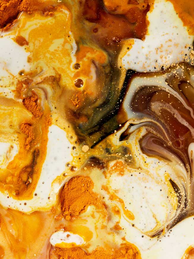 Milk blending with tea